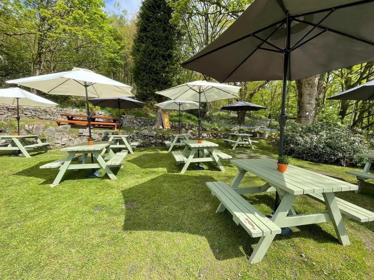 The Chequers Inn Froggatt Buitenkant foto