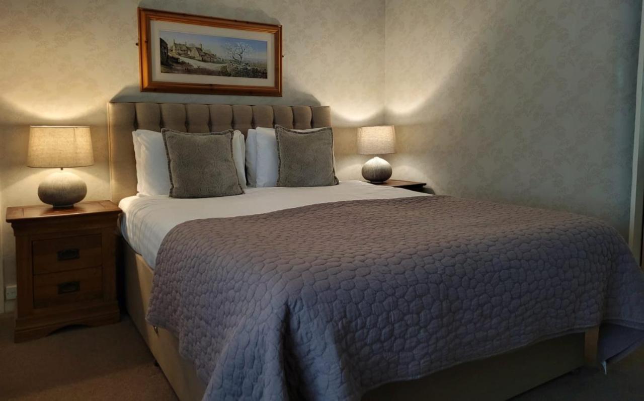 The Chequers Inn Froggatt Buitenkant foto