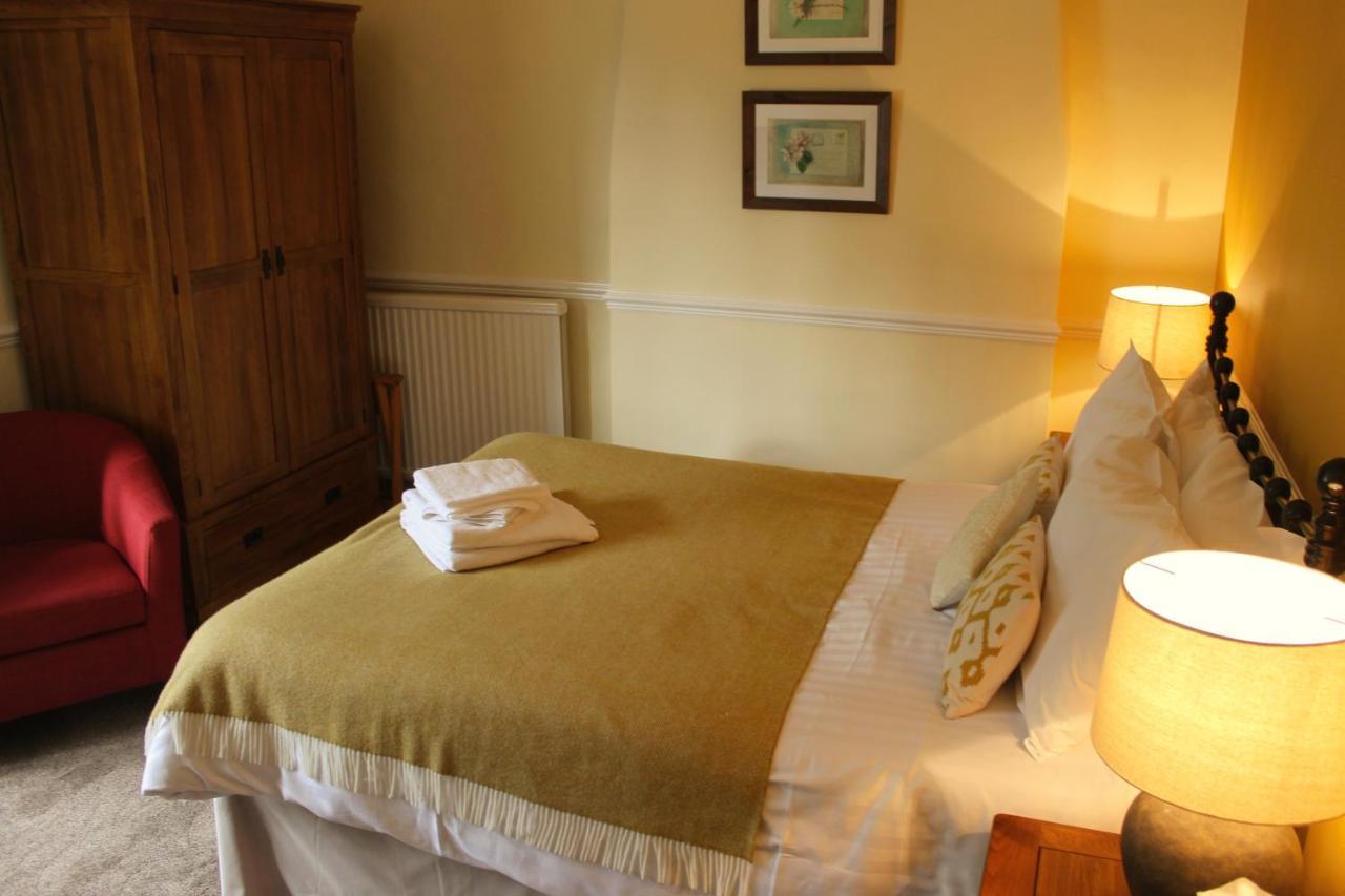 The Chequers Inn Froggatt Buitenkant foto